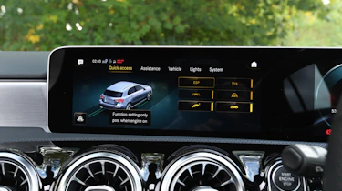 Mercedes A-Class - screen