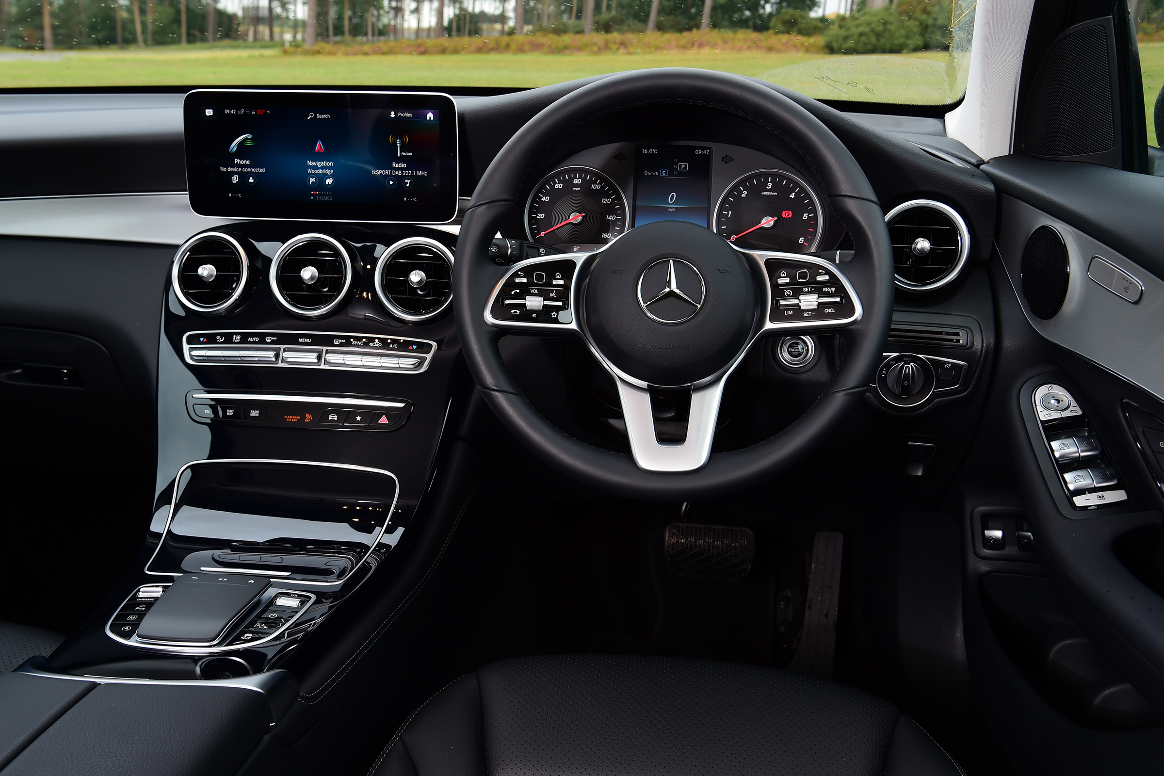 Mercedes GLC 220 d  - interior