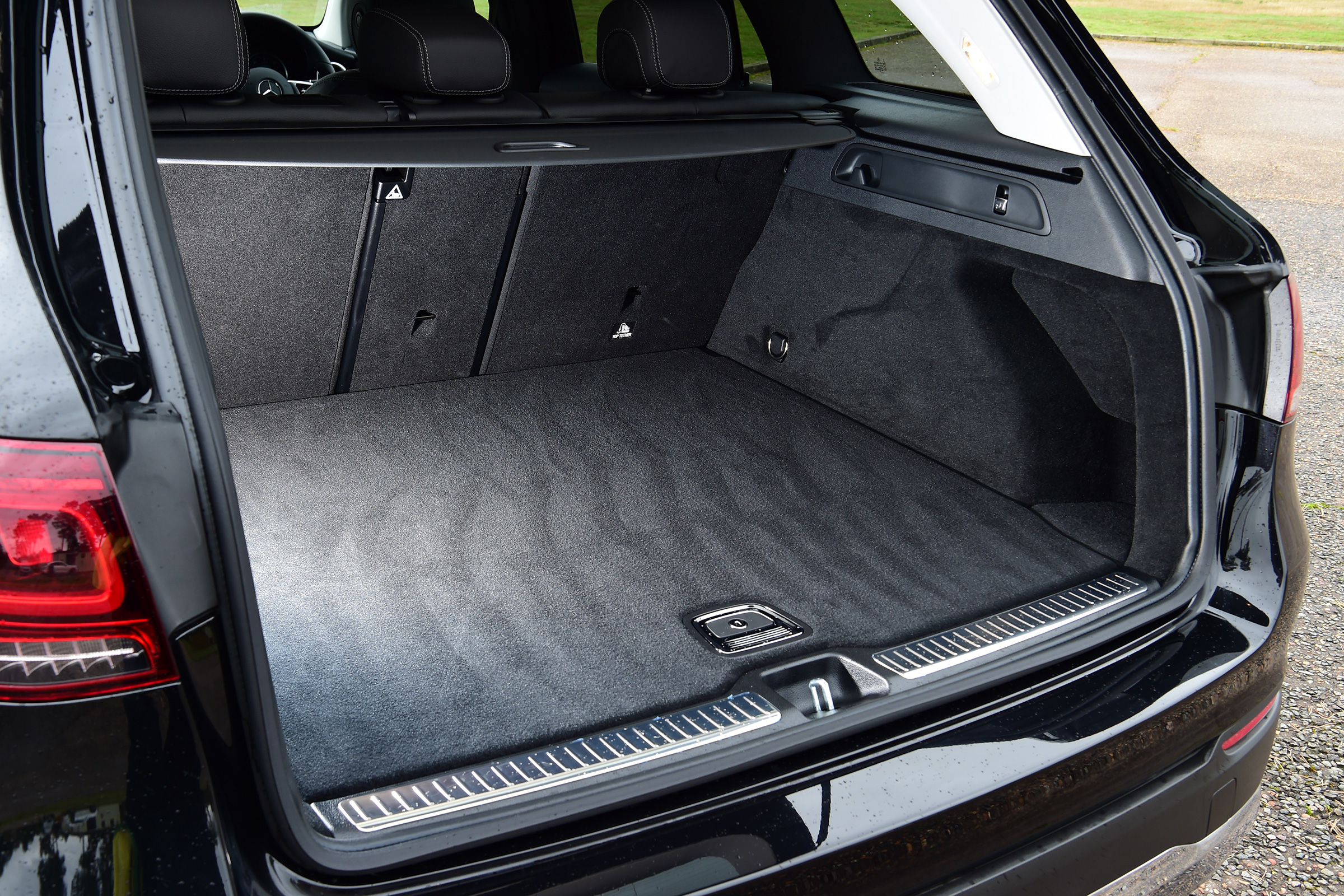 Mercedes GLC 220 d  - boot