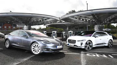 Tesla Model S vs Jaguar I-Pace