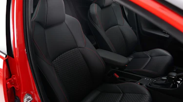 Toyota Yaris - seats studio