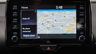 Toyota Yaris - navigation studio