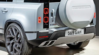 Land Rover Defender SVR - rear detail