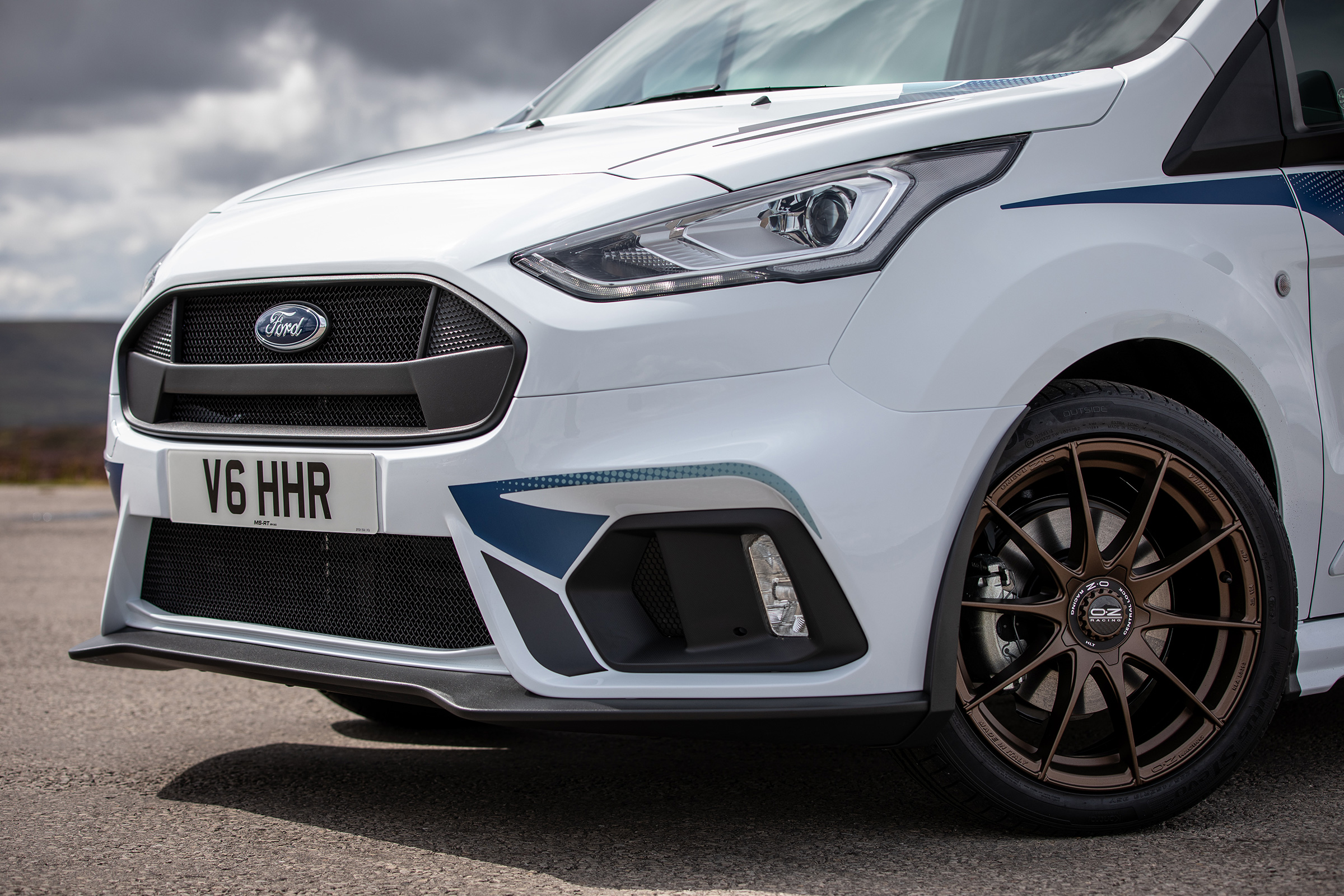 MS-RT Transit Connect - front grille