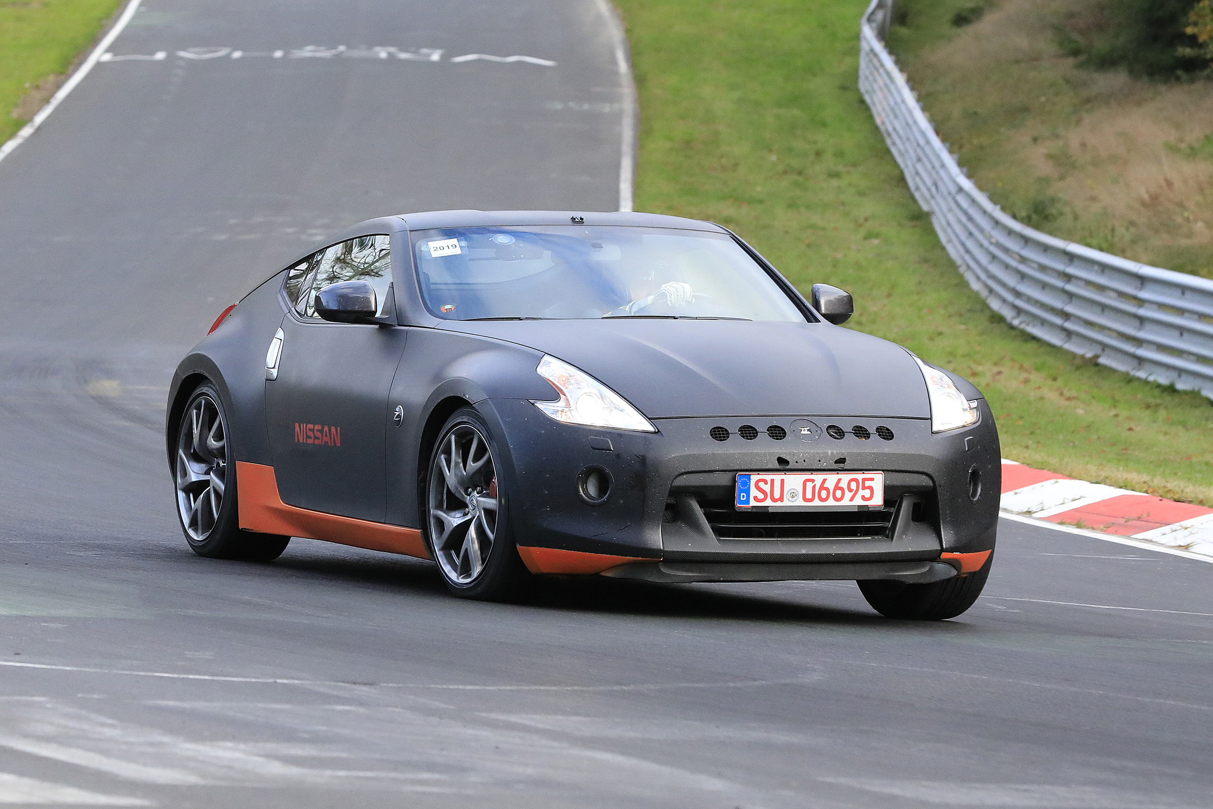 Nissan 370 Z mule - corner