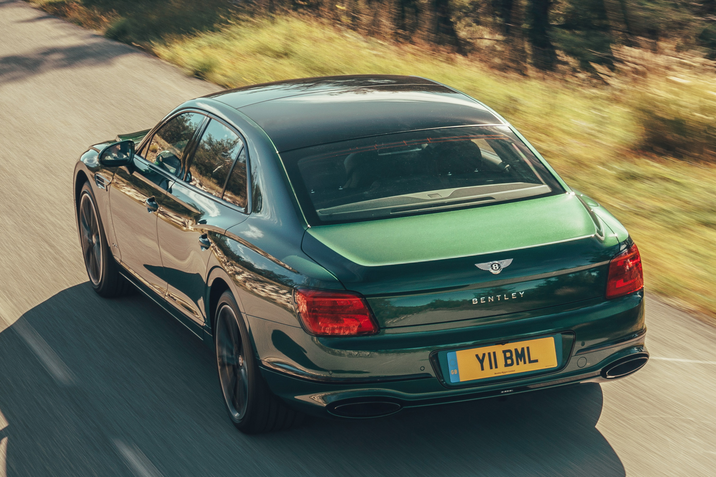 Bentley Flying Spur - rear tracking