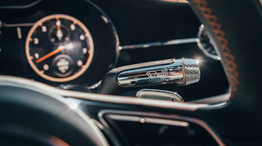 Bentley Flying Spur - indicator stalk