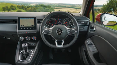 Renault Clio - interior