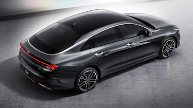 Kia Optima - rear