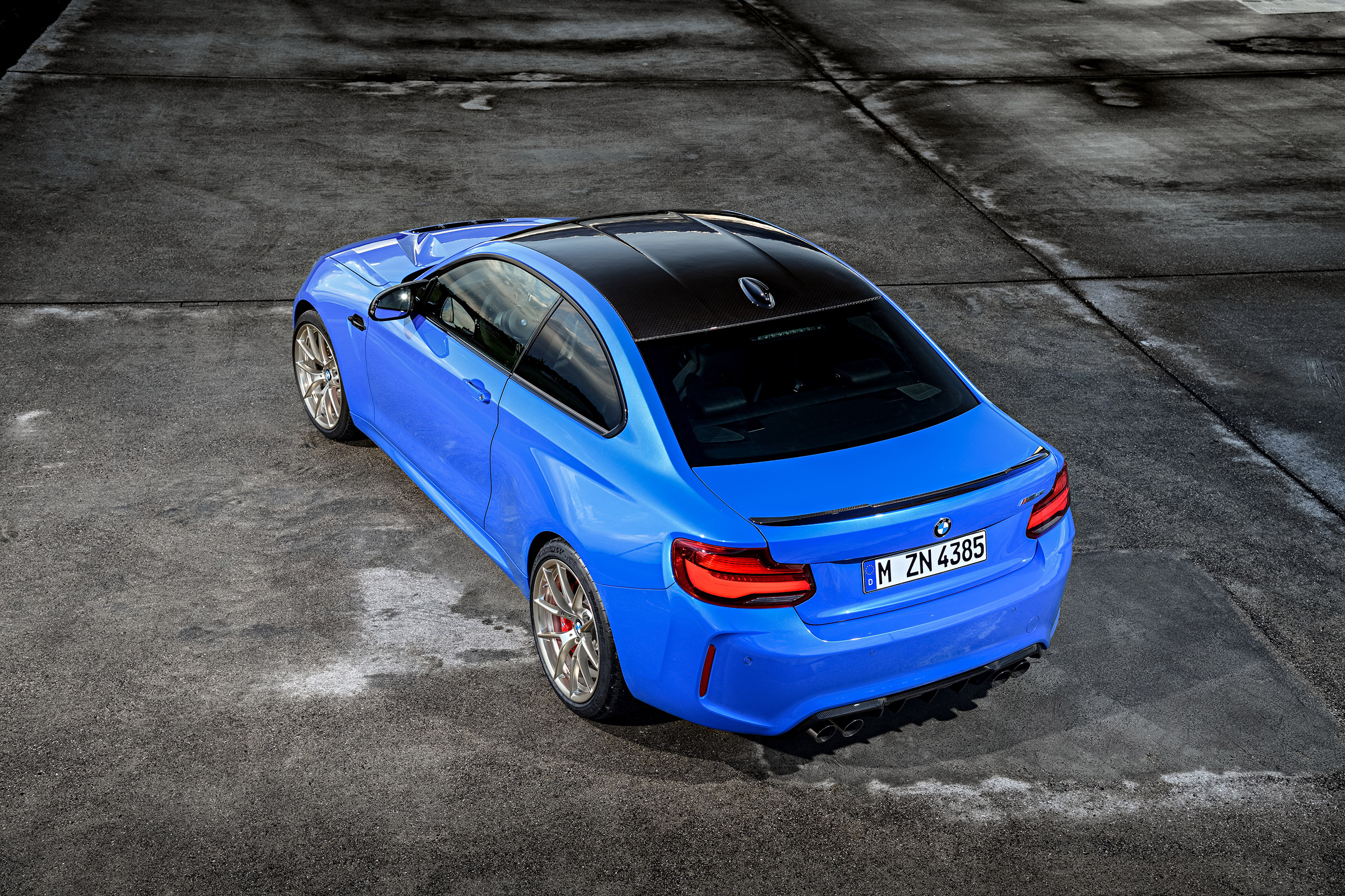 BMW M2 CS - rear