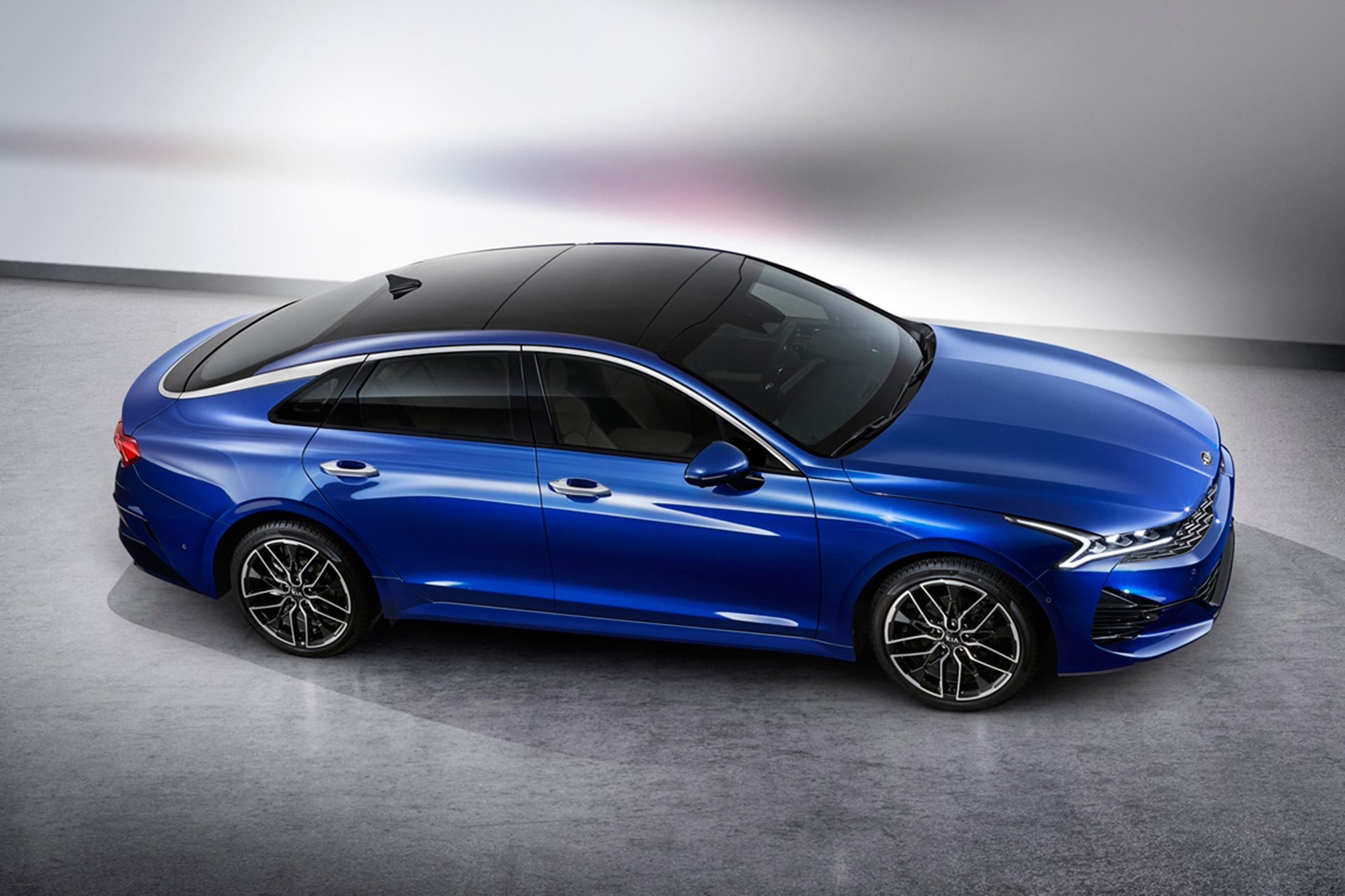 Kia Optima - blue front