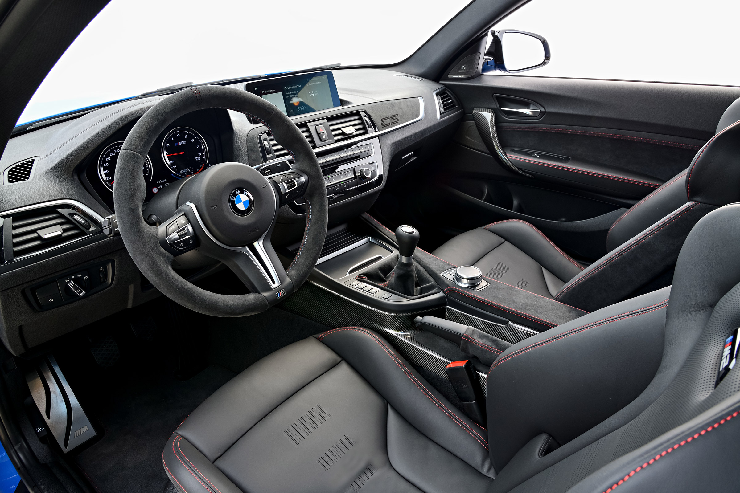 BMW M2 CS - cabin