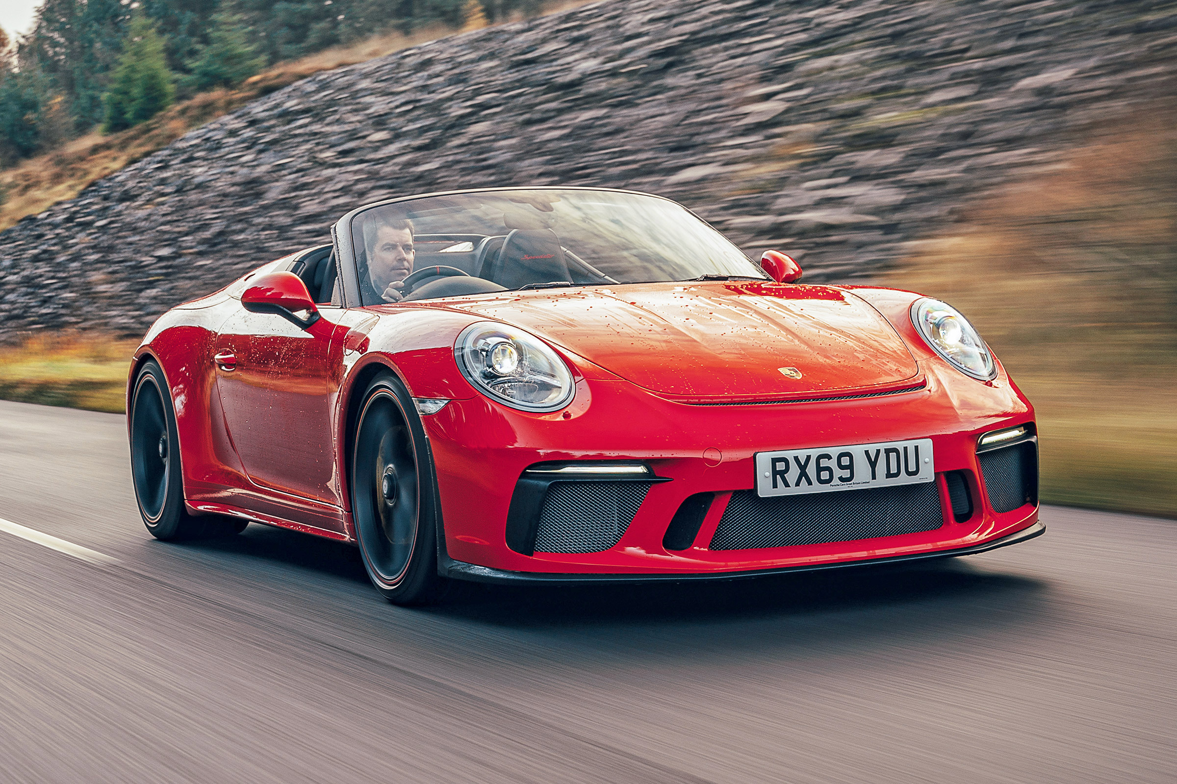Porsche 911 Speedster - front tracking