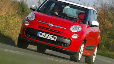 Used Fiat 500L - front action