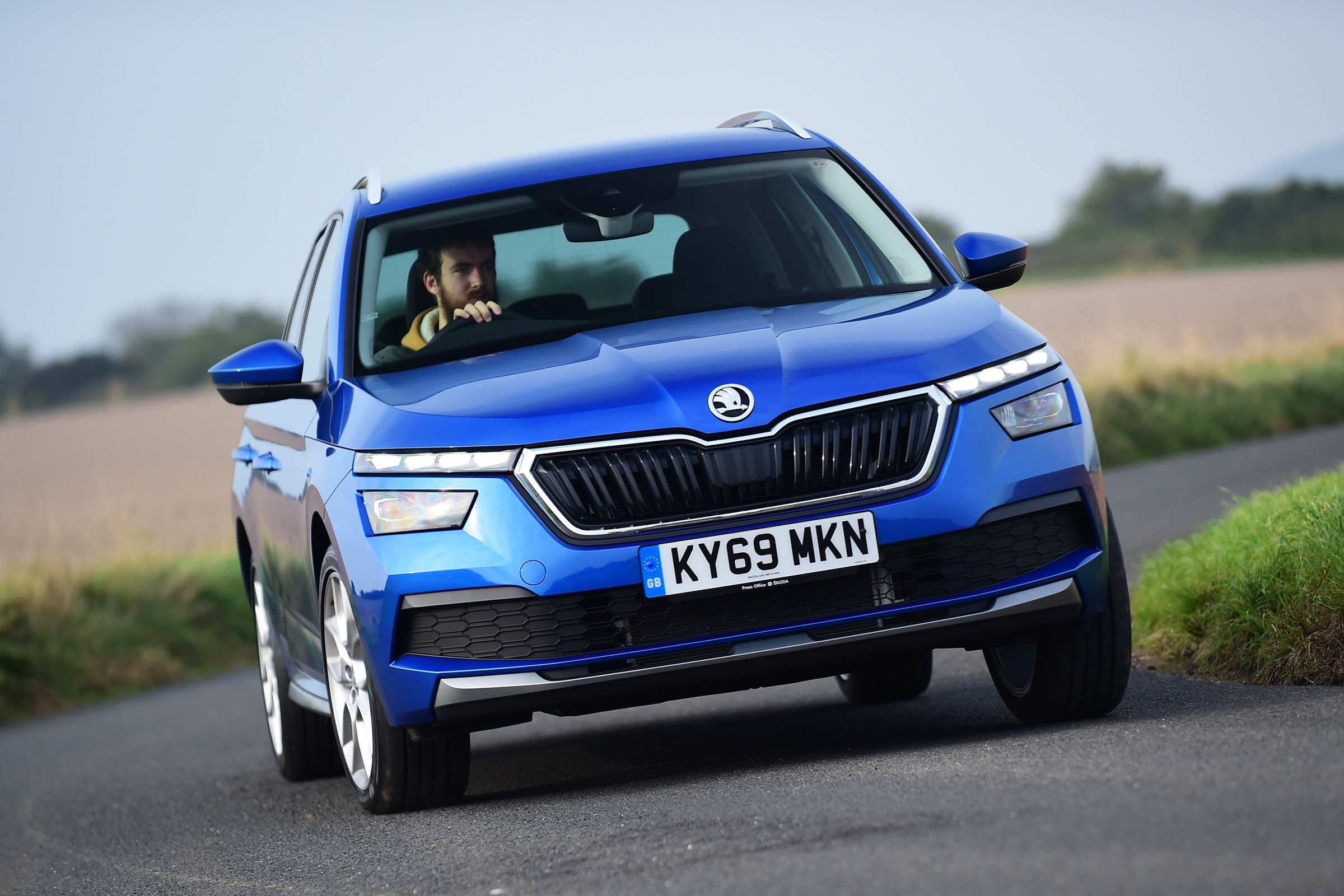 Skoda Kamiq - front cornering