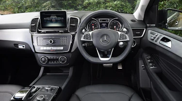 Used Mercedes GLE - dash