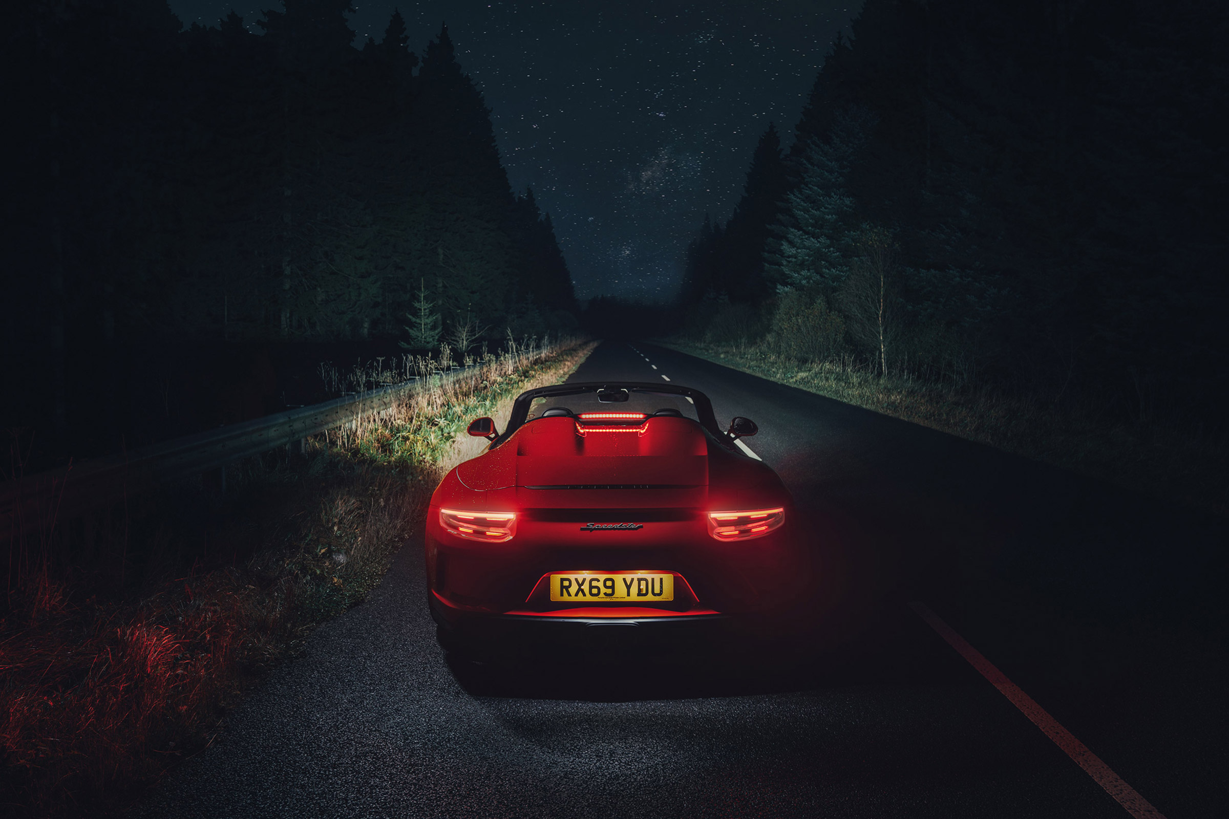 Porsche 911 Speedster - full rear night