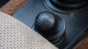 Land Rover Defender - modern classics interior
