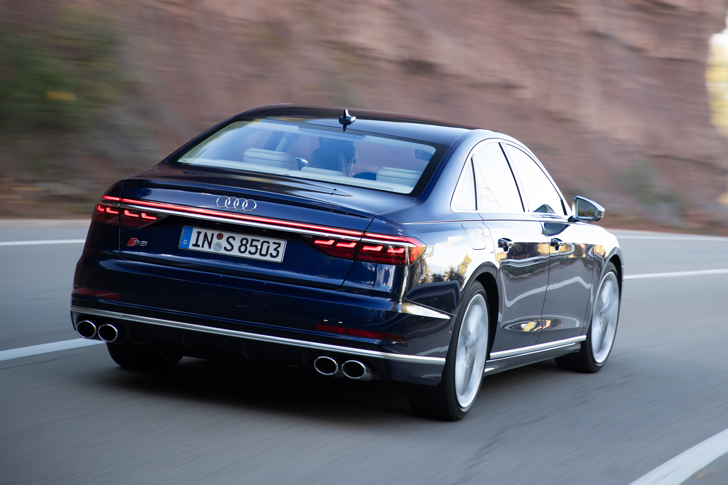Audi S8 - rear action