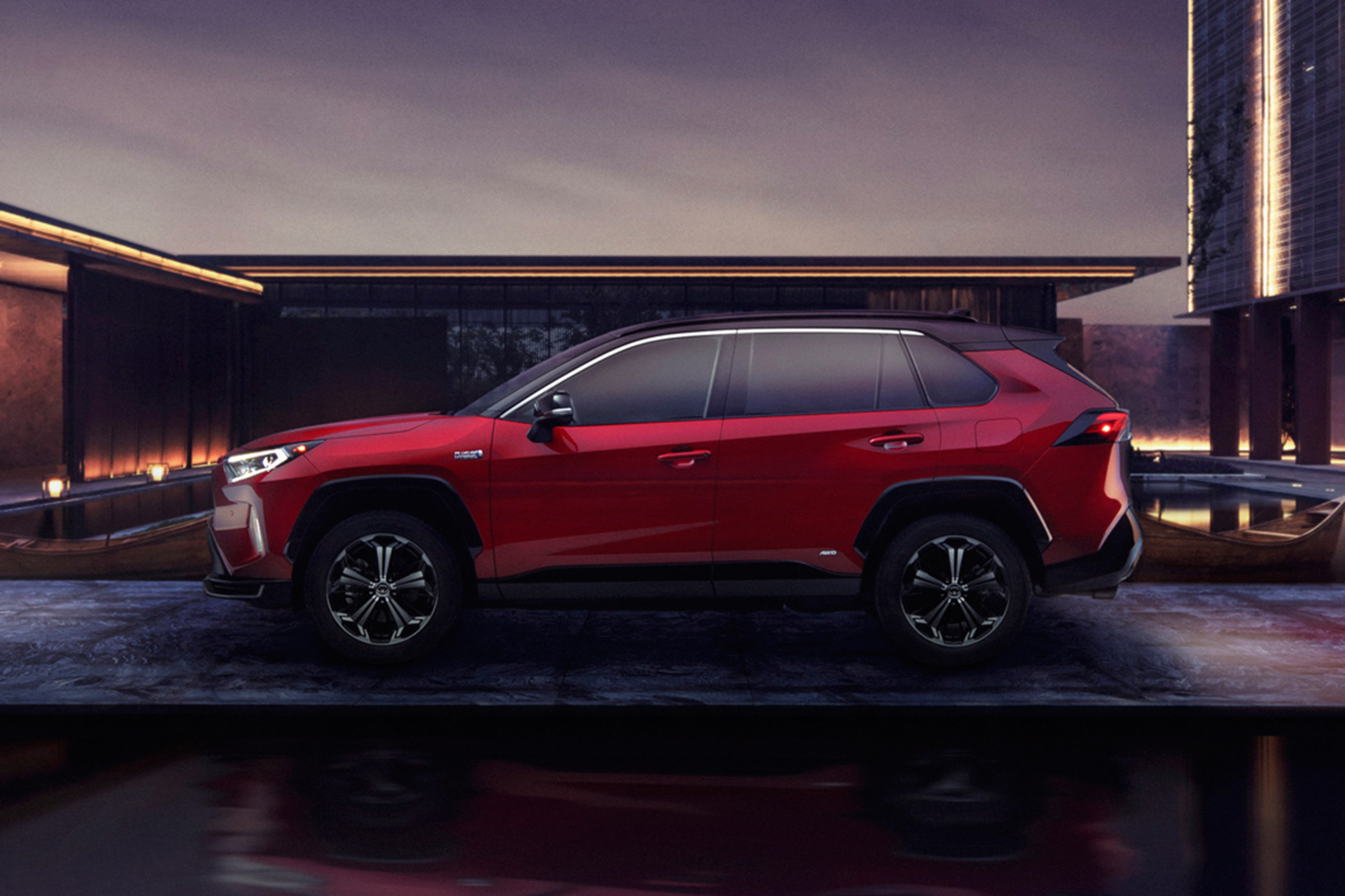 Toyota RAV4 Prime - side
