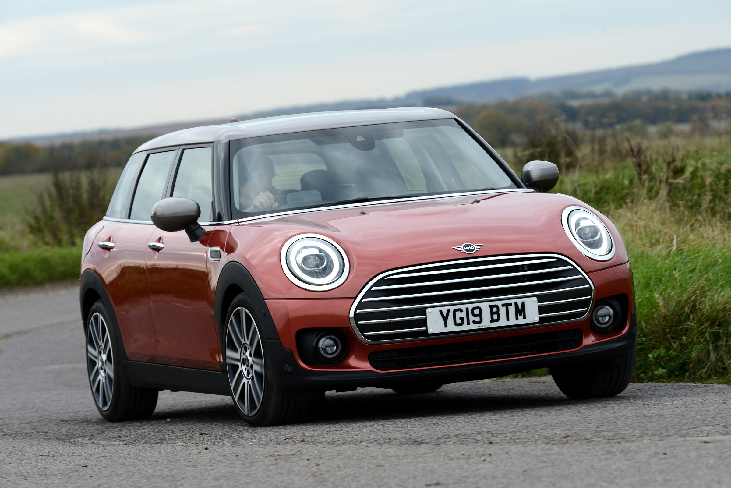 MINI Clubman - front action