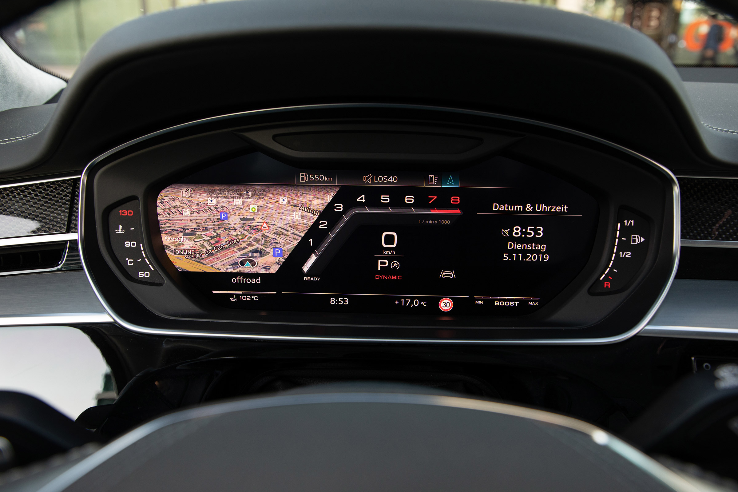 Audi S8 - dials