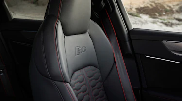 Audi RS 6 Avant - seat detail