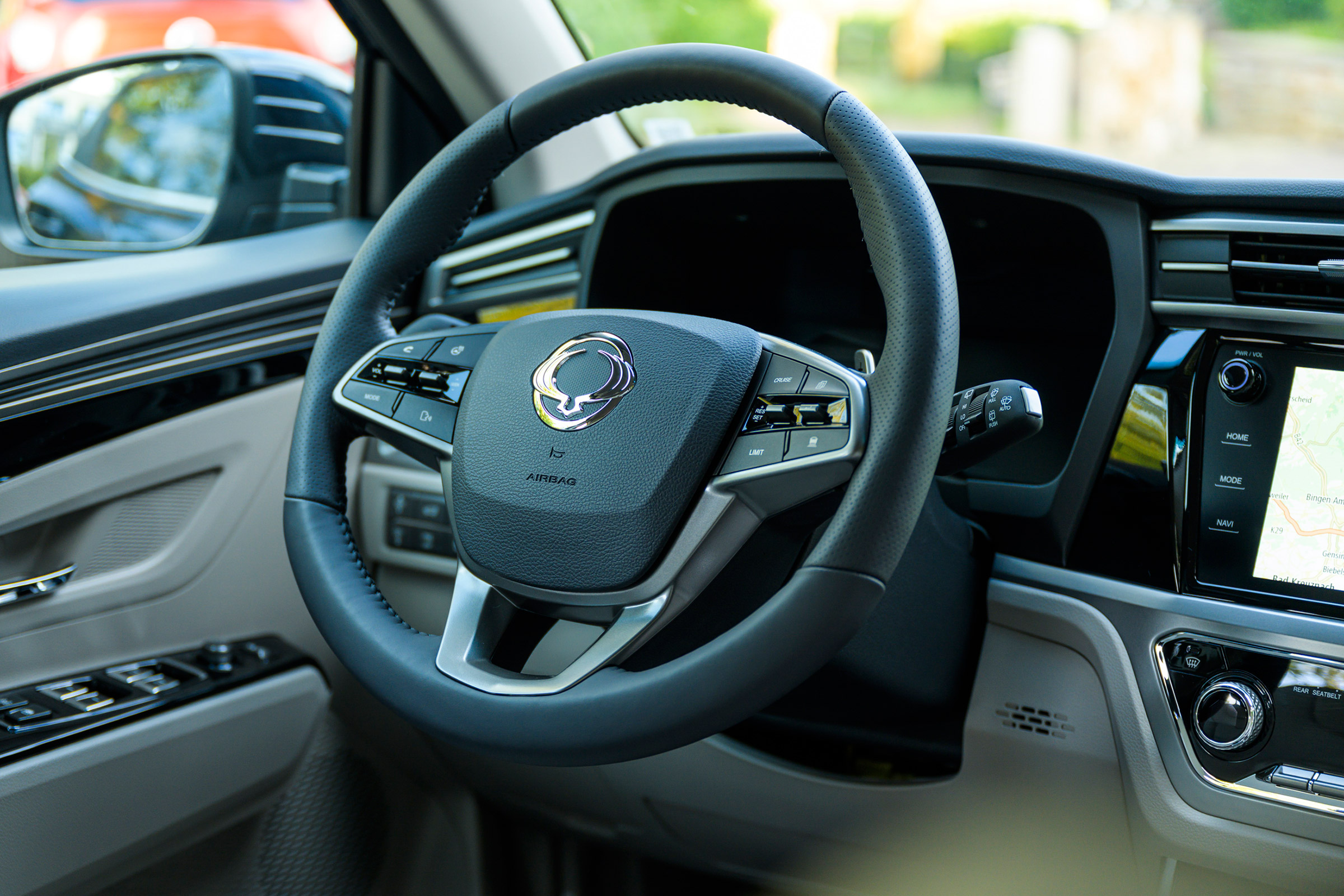 SsangYong Korando - interior