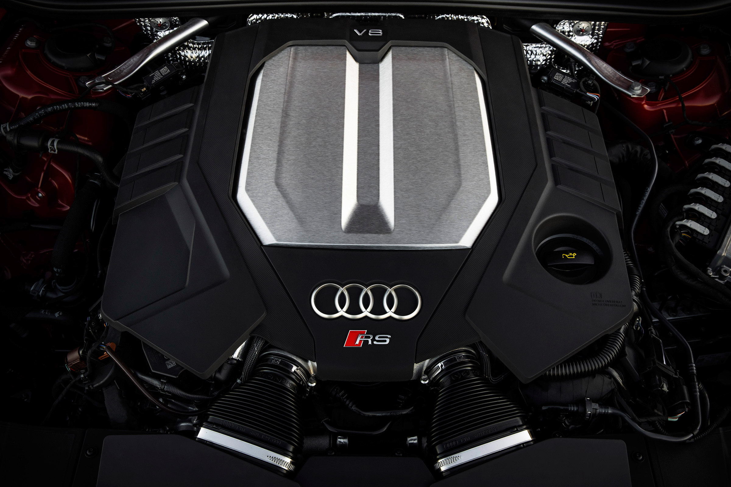 Audi RS 6 Avant - engine