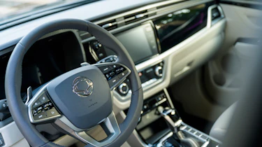 SsangYong Korando - cabin