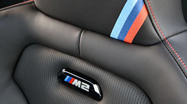 BMW M2 CS - seat detail