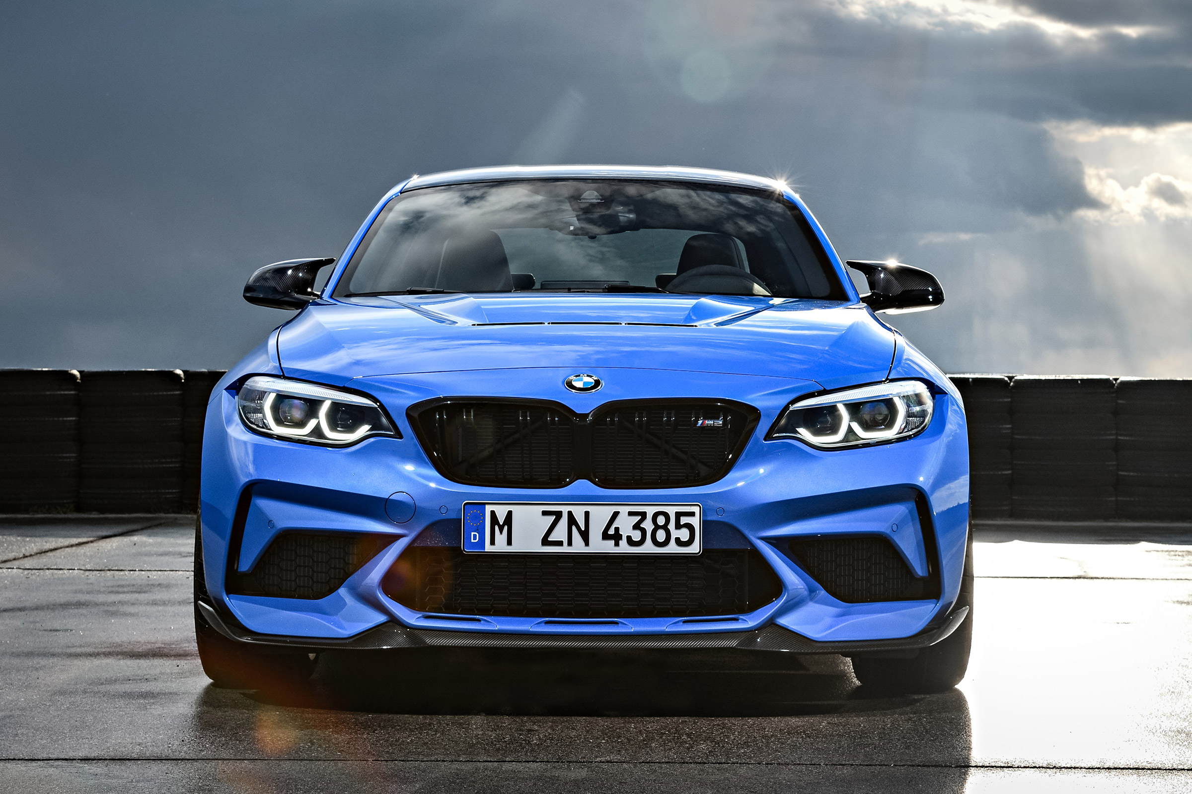 BMW M2 CS - full front