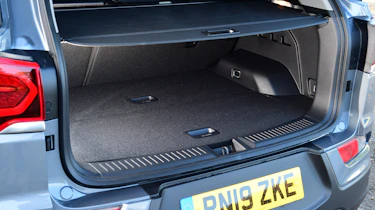 SsangYong Korando - boot