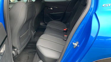 Peugeot 208 - rear seats
