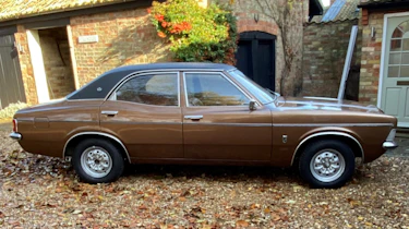 Ford Cortina