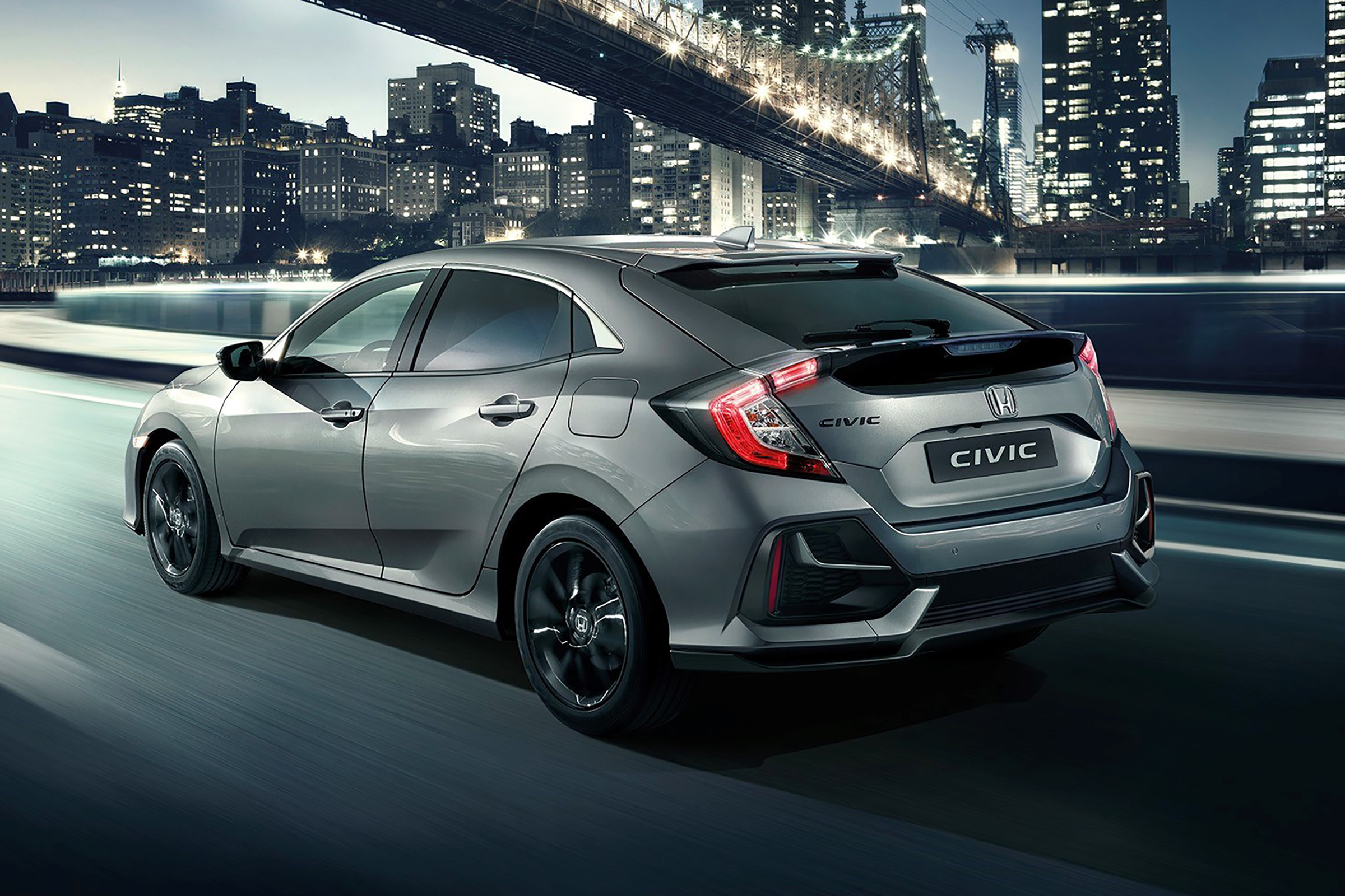Honda Civic 2020 - rear 3/4 static 