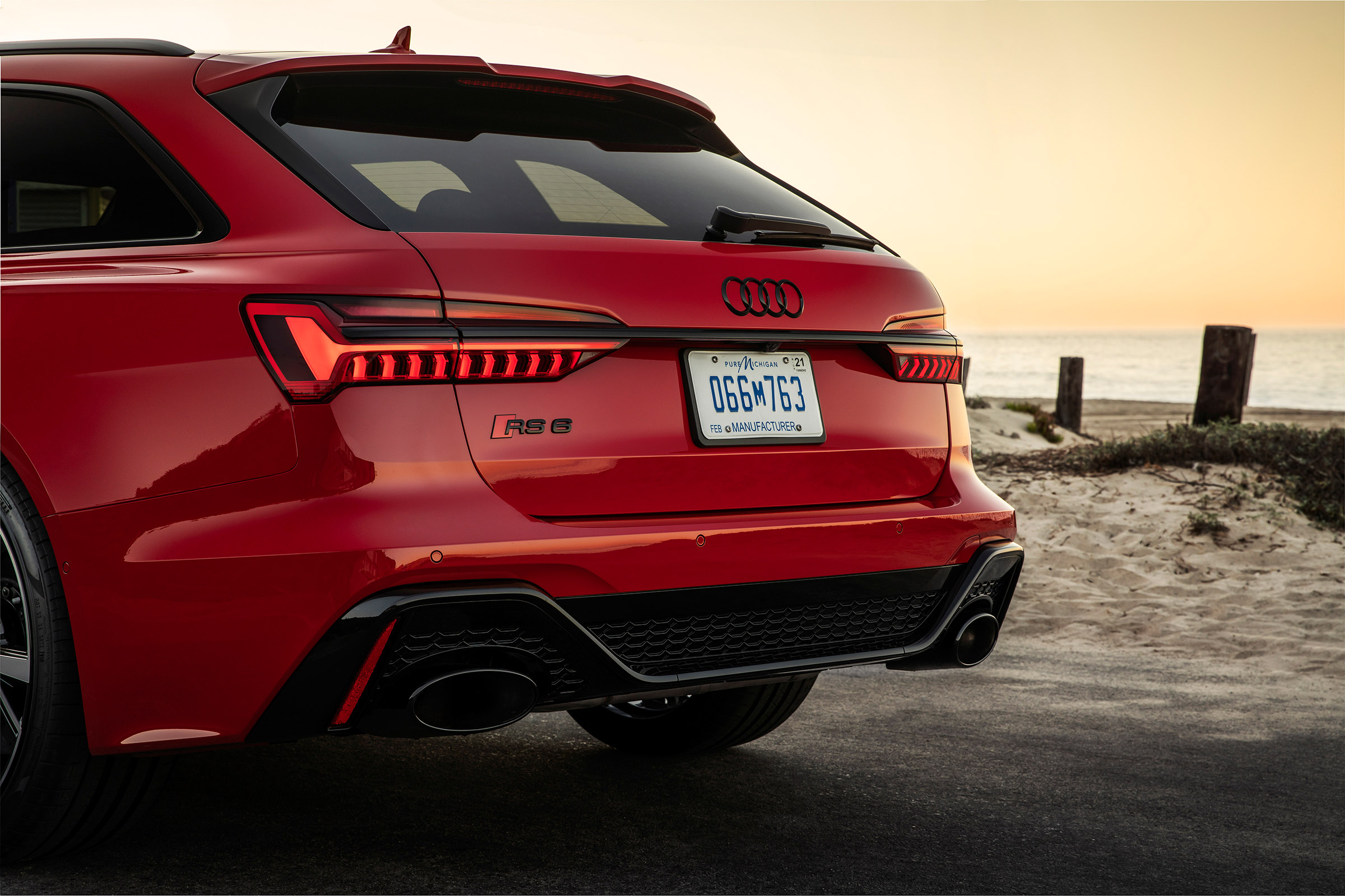 Audi RS 6 Avant - rear detail
