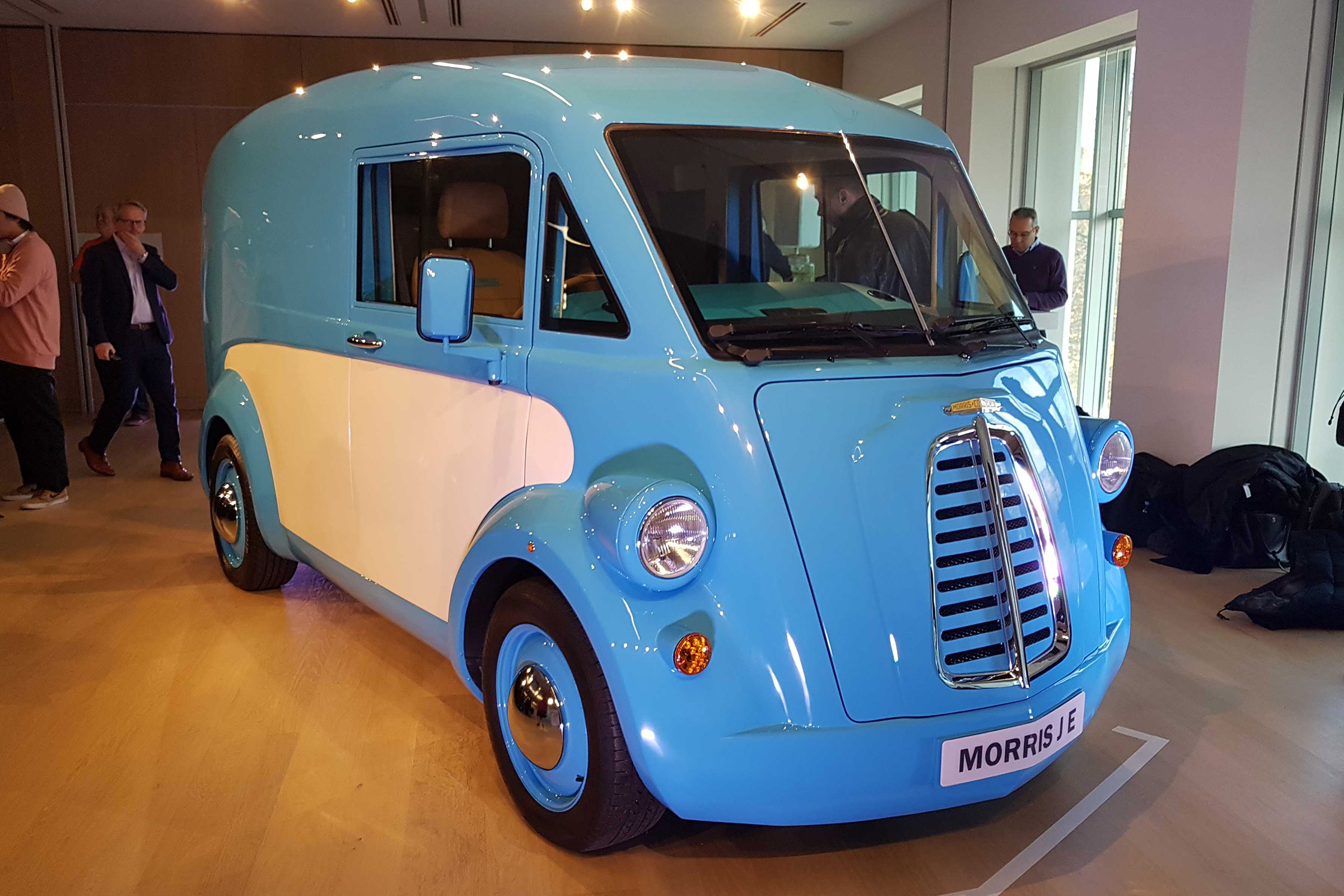 Morris JE - reveal front