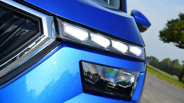 Skoda Kamiq - front light