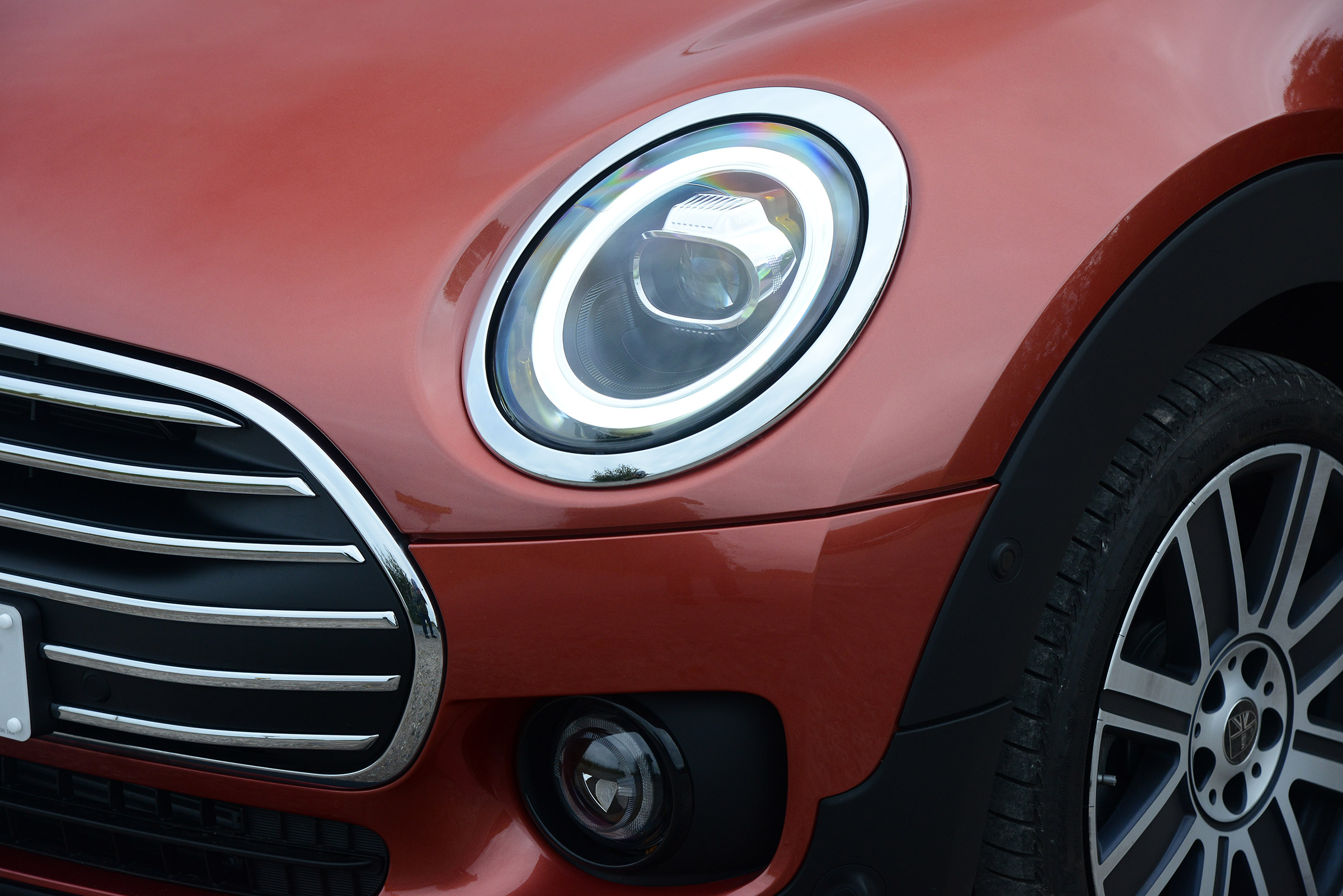 MINI Clubman - front light