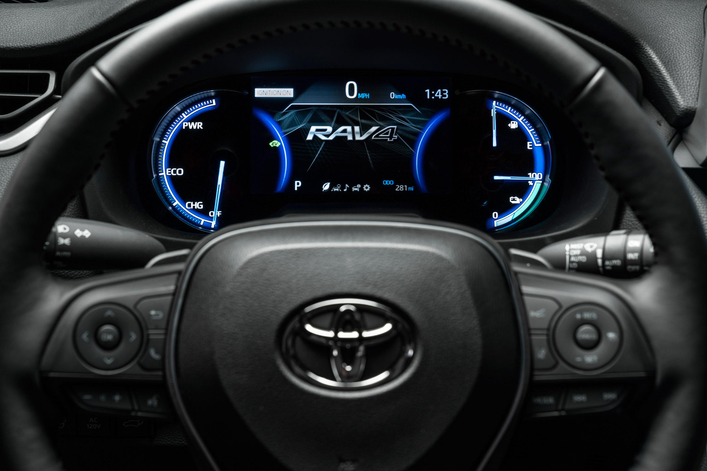 Toyota RAV4 Prime - dials