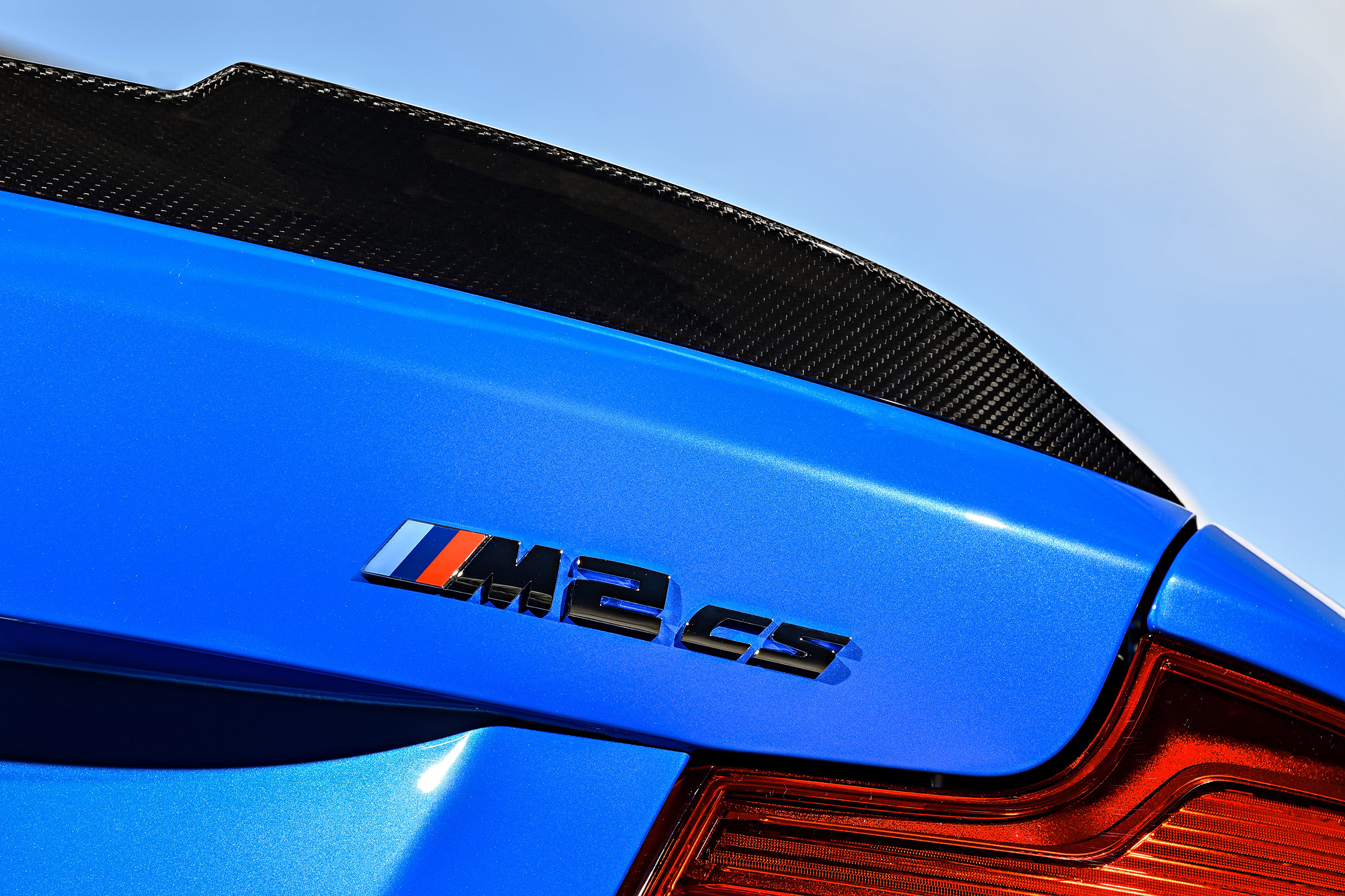 BMW M2 CS - rear badge