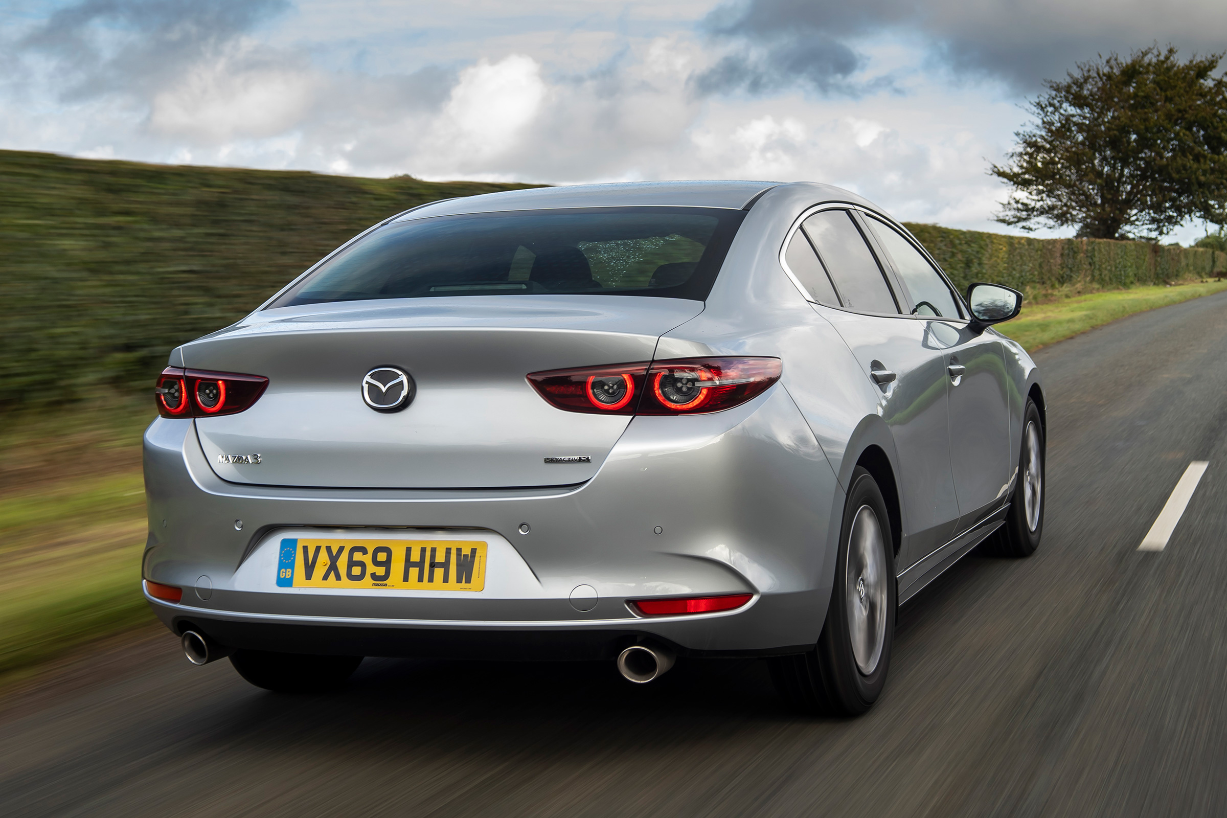 Mazda 3 saloon - rear tracking