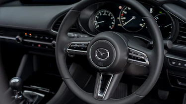 Mazda 3 saloon - steering wheel