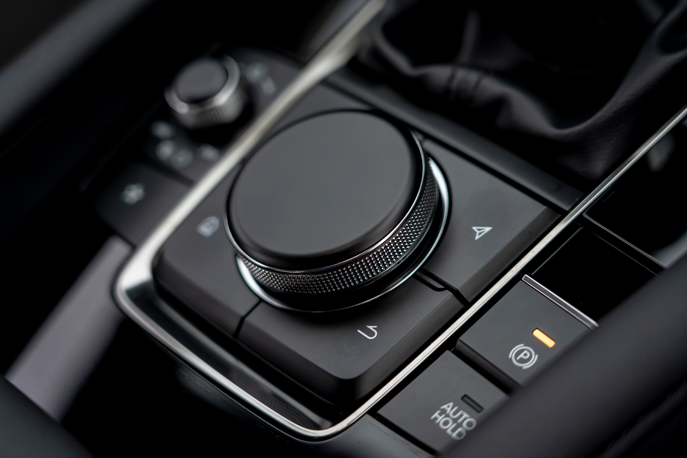 Mazda 3 saloon - dial