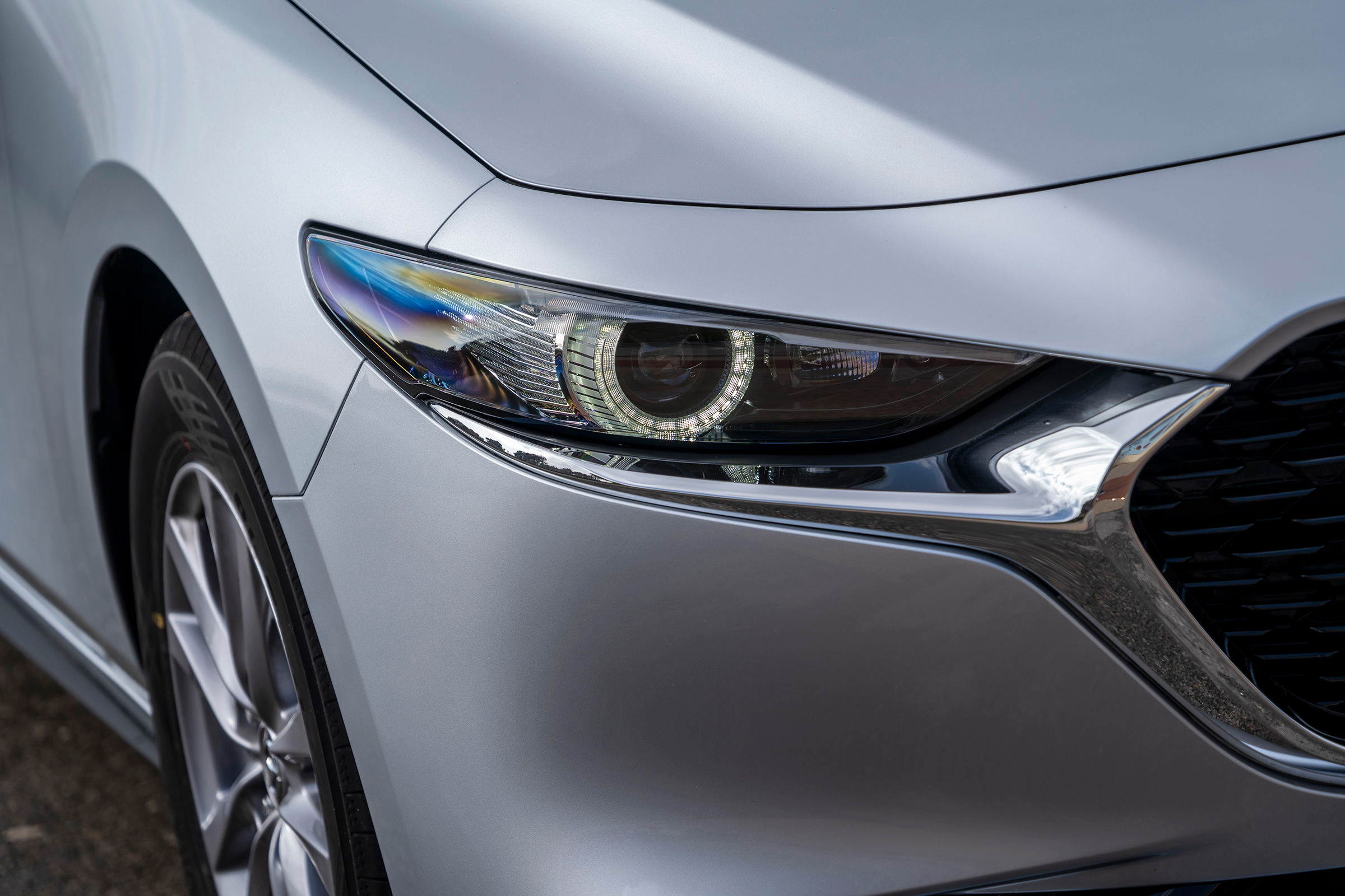 Mazda 3 saloon - headlight