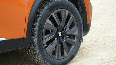Peugeot 2008 - wheel