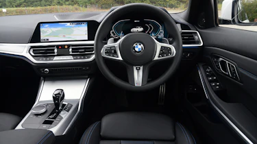 BMW 330e - interior