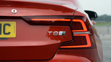 Volvo S60 - brake light