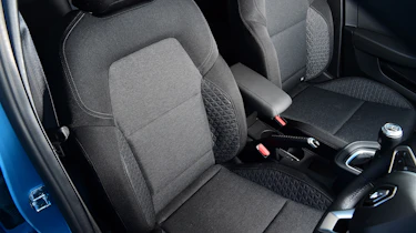 Renault Clio - interior